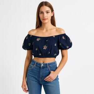 NWT American Eagle Puff Sleeve Crop Top S Black Floral Embroidered Cotton